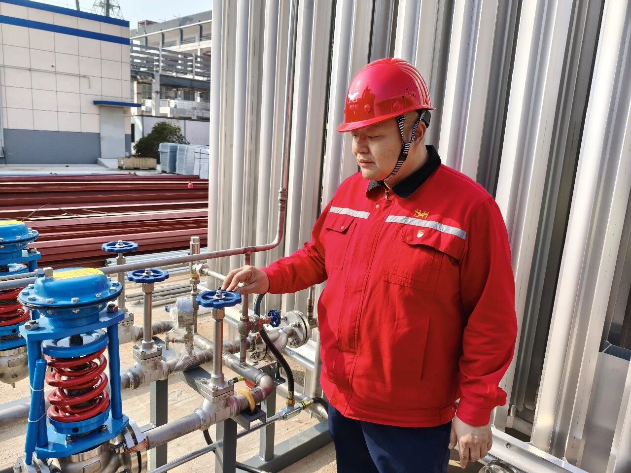 【先進典型】宜化化機邢玉林：扎根一線守初心，實干篤行顯擔當(圖6)